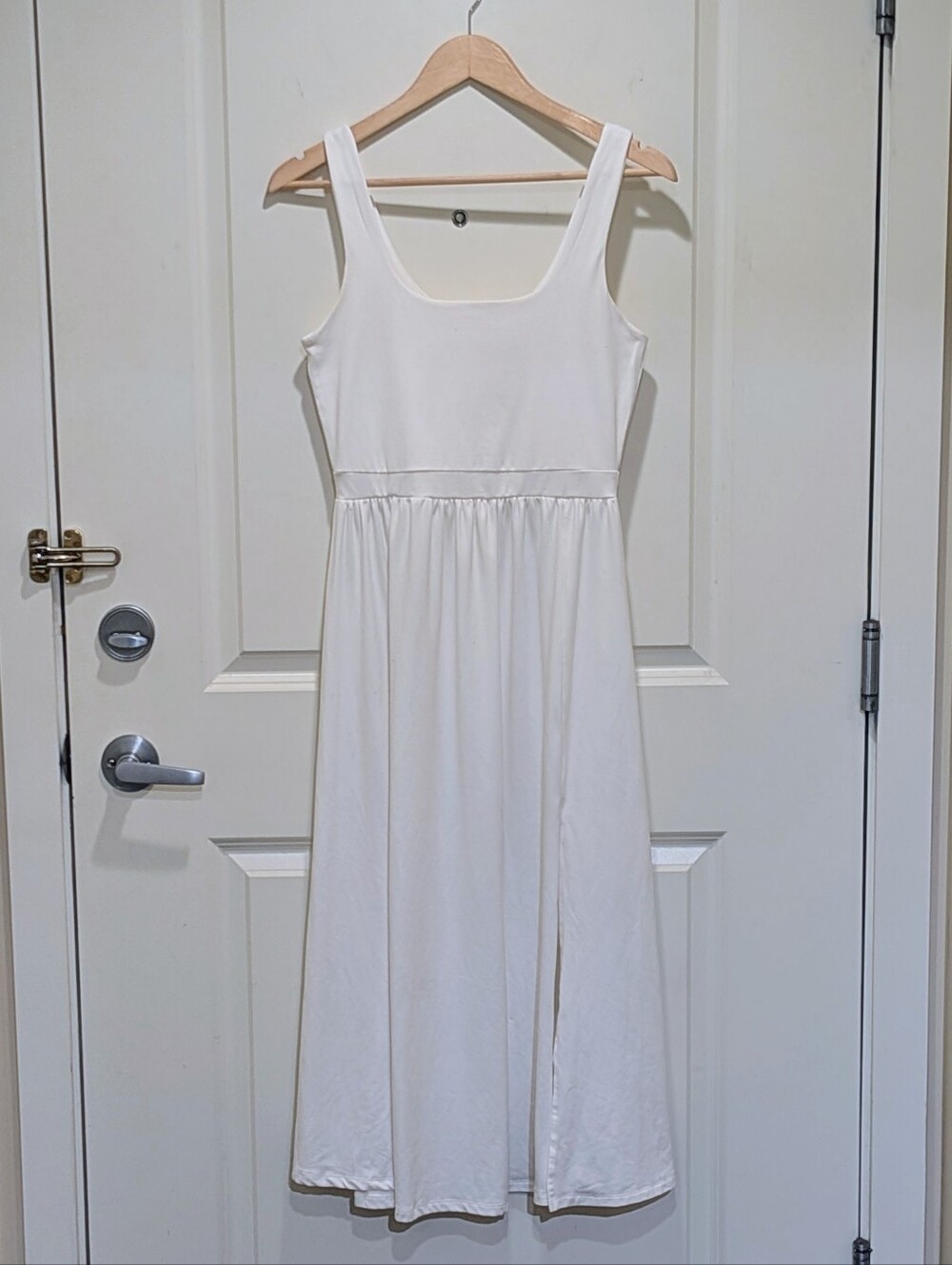 EUC Ardene M White Summer Maxi Dress with Thigh Slit